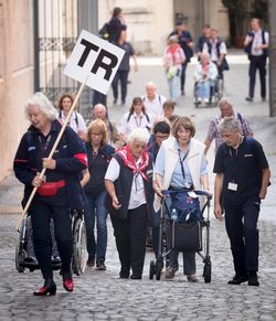 Vom 1. bis 8. Oktober 2022 veranstalten die Malteser ihre Pilgerreise nach Rom für Kranke und Menschen mit Behinderung. Anmeldungen sind ab sofort möglich. Foto: Malteser